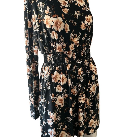 FLORAL DRESS SMALL - Picture 2 of 6